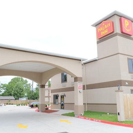 Palace Inn Sam Houston Race Park Exterior foto